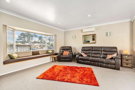 Photo of property in 14 Harbour Crest Drive, Waiuku, 2123
