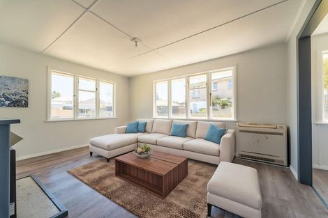 Photo of property in 73 Craigie Avenue, Kensington, Timaru, 7910