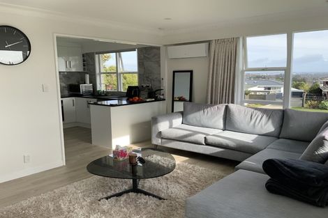 Photo of property in 1/9 Landop Terrace, Howick, Auckland, 2014