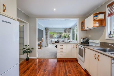Photo of property in 68 Larsen Crescent, Tawa, Wellington, 5028