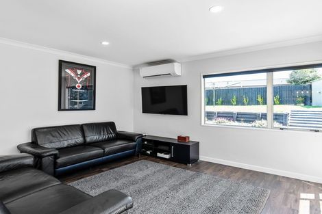 Photo of property in 29 Rutherford Drive, Waikanae Beach, Waikanae, 5036