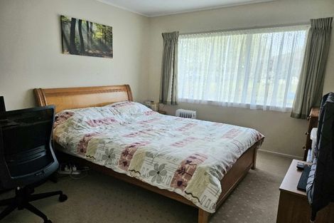 Photo of property in 1 Camerton Close, Northpark, Auckland, 2013