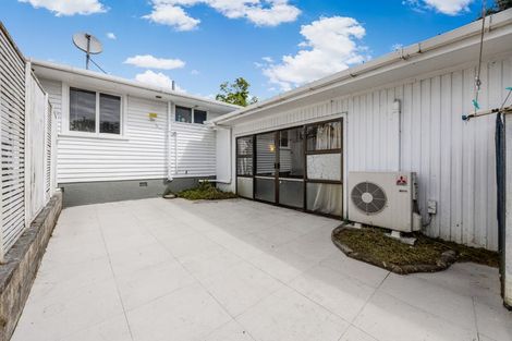 Photo of property in 114 Old Wairoa Road, Papakura, 2110