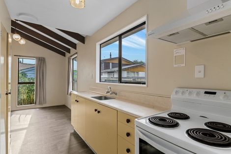 Photo of property in 2/279 Main South Road, Hornby, Christchurch, 8042