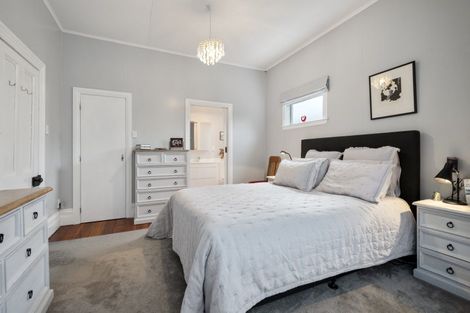 Photo of property in 89 Bridge Street, Bulls, 4818