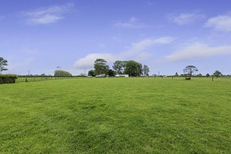 Photo of property in 483 Beaconsfield Road, Stratford, 4394