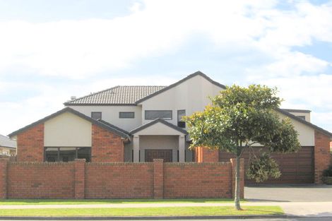 Photo of property in 95 Gravatt Road, Papamoa Beach, Papamoa, 3118