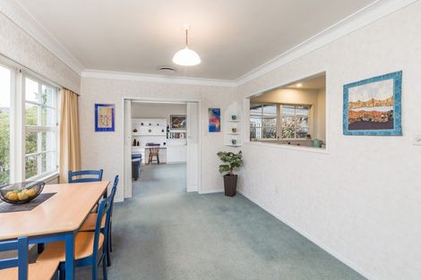 Photo of property in 8 James Cook Street, Havelock North, 4130