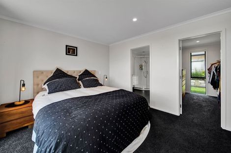 Photo of property in 3 Roy Johns Way, Bell Block, New Plymouth, 4312