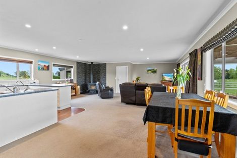Photo of property in 99 Centre Bush Otapiri Road, Centre Bush, Winton, 9782