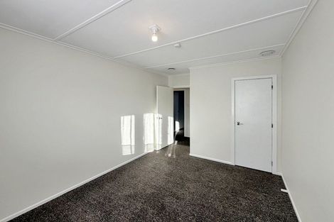 Photo of property in 30 Field Street, Aramoho, Whanganui, 4500
