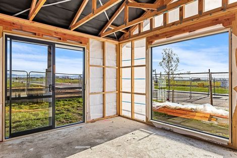 Photo of property in 39 Crossley Avenue, Woodend, 7610