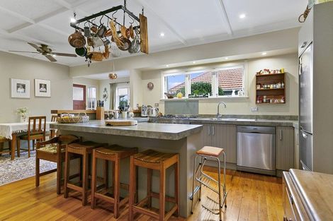 Photo of property in 145 Taylor Street, Cambridge, 3434