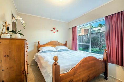 Photo of property in 1/11 Paruru Avenue, Northcote, Auckland, 0627