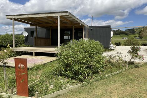 Photo of property in 42 Guy Road, Kaipara Flats, Warkworth, 0981