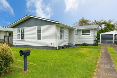 Photo of property in 13 Regent Place, Blagdon, New Plymouth, 4310