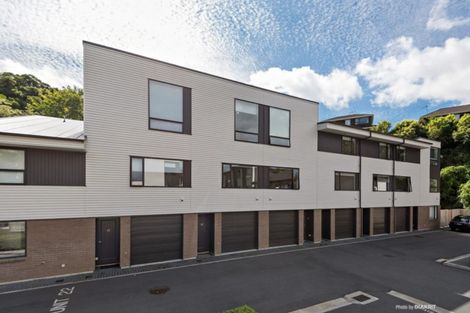 Photo of property in 20/8 Thatcher Crescent, Crofton Downs, Wellington, 6035