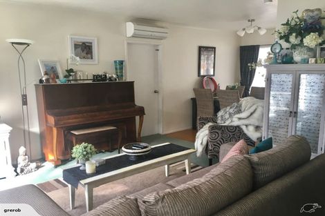 Photo of property in 1/156 Nile Road, Milford, Auckland, 0620