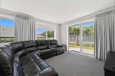 Photo of property in 4 Ratahi Way, Omokoroa, 3114