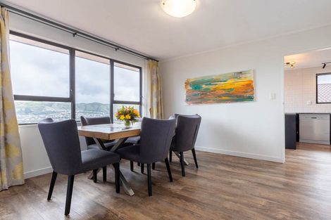 Photo of property in 5 Mandeville Crescent, Grenada Village, Wellington, 6037