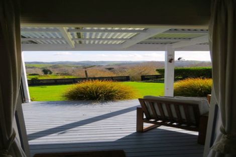 Photo of property in 956 Oneriri Road, Kaiwaka, 0573