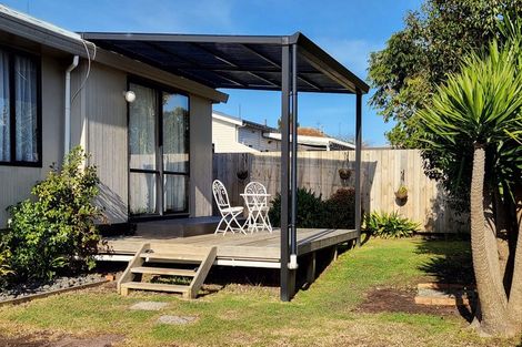 Photo of property in 42a Premier Avenue, Point Chevalier, Auckland, 1022