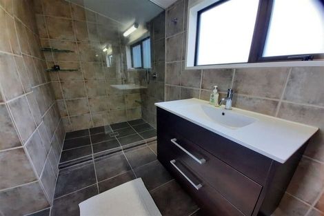 Photo of property in 76 Mount Pleasant Road, Mount Pleasant, Christchurch, 8081