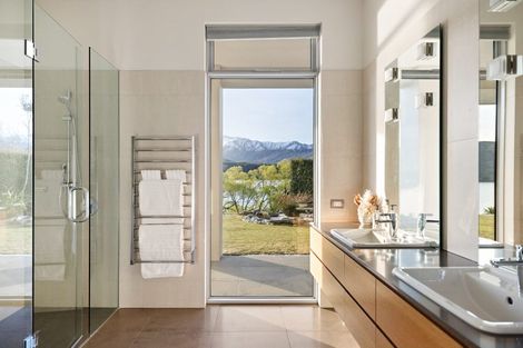 Photo of property in 37 Arrowtown-lake Hayes Road, Lake Hayes, Queenstown, 9371