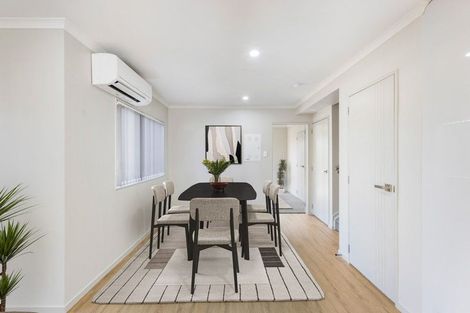 Photo of property in 89d Cascades Road, Pakuranga Heights, Auckland, 2010