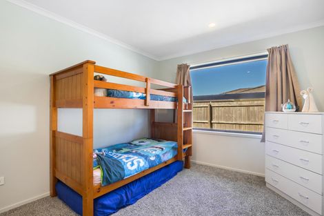 Photo of property in 18 Helenslee Road, Pokeno, 2402