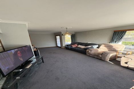 Photo of property in 42 Greendale Avenue, Avonhead, Christchurch, 8042