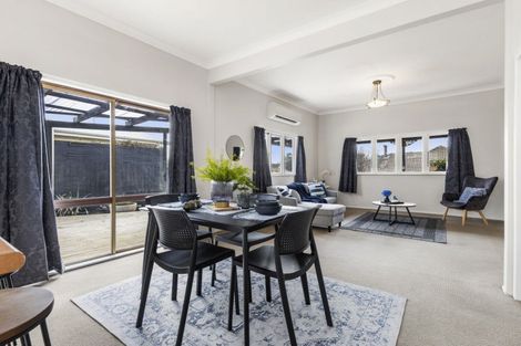 Photo of property in 15 Sillary Street, Hamilton East, Hamilton, 3216