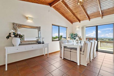 Photo of property in 26 Clearview Heights, Ranui, Auckland, 0612