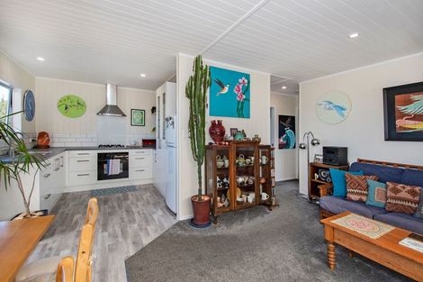 Photo of property in 633 Ormiston Road, Waipu, 0582