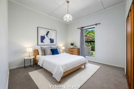 Photo of property in 62 Waikawa Road, Picton, 7220