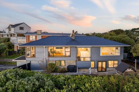 Photo of property in 47 Kiriwai Road, Paremata, Porirua, 5024