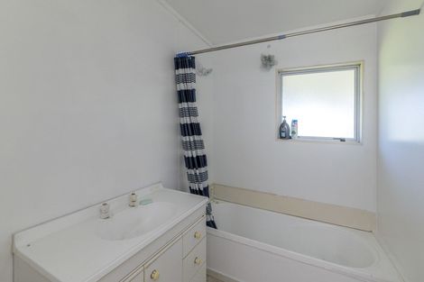 Photo of property in 501 Arapaepae Road, Ohau, Levin, 5570