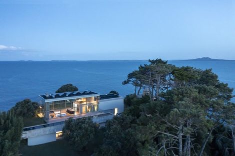 Photo of property in 76 Cliff Road, Torbay, Auckland, 0630