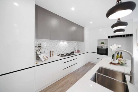 Photo of property in 14 Frazen Avenue, Papakura, 2110