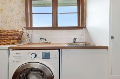 Photo of property in 145 Rimu Street, Maeroa, Hamilton, 3200