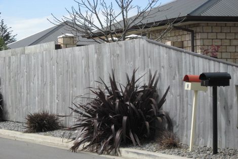 Photo of property in 8 Parkinson Place, Woodend, 7610