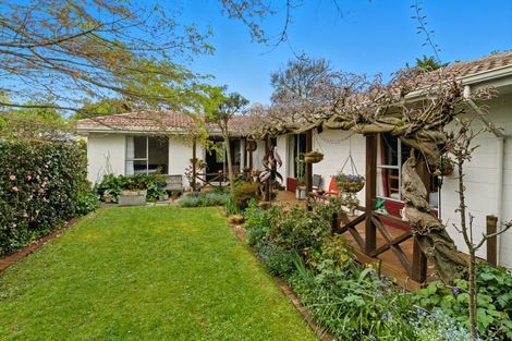 Photo of property in 17 Marley View Street, Somerfield, Christchurch, 8024