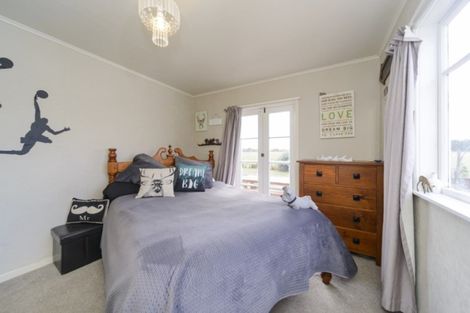 Photo of property in 1032 Kimbolton Road, Feilding, 4777