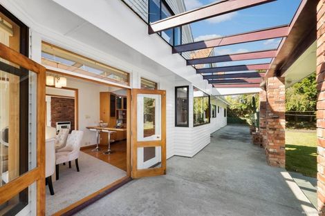 Photo of property in 310 Glengarry Road, Glen Eden, Auckland, 0602