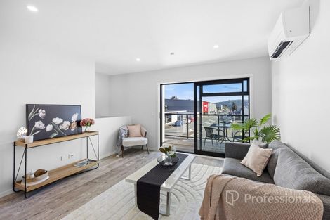 Photo of property in 18b King Street, Upper Hutt Central, Upper Hutt, 5018