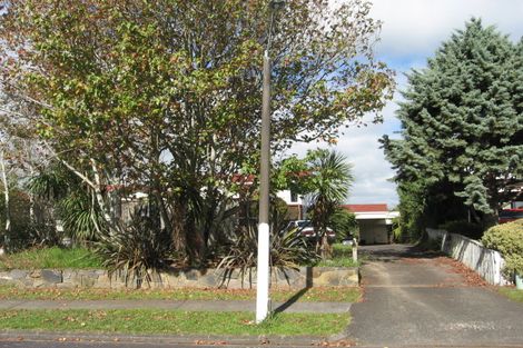 Photo of property in 103 Beechdale Crescent, Pakuranga Heights, Auckland, 2010