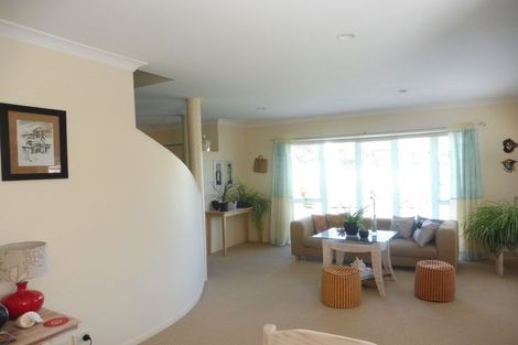 Photo of property in 9 Suffolk Drive, Otamatea, Whanganui, 4500