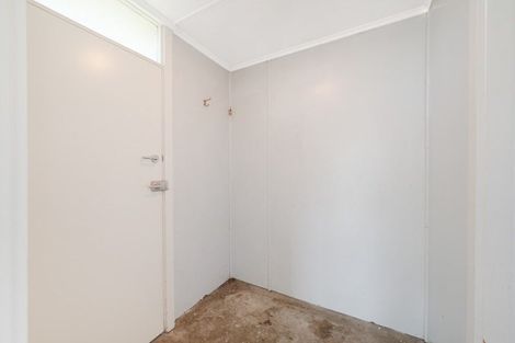 Photo of property in 32 Carisbrooke Street, Aranui, Christchurch, 8061