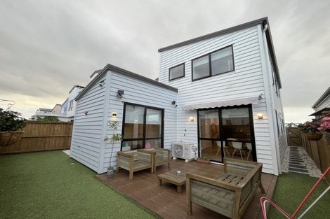 Photo of property in 4 Minhas Road, Papakura, 2110