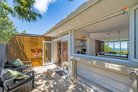 Photo of property in 267b Dowse Drive, Maungaraki, Lower Hutt, 5010